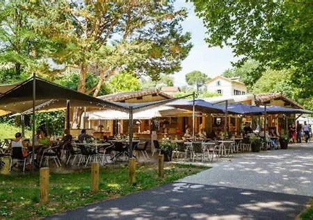 营地 Tente Tipi Equipee Saint-Laurent-du-Plan