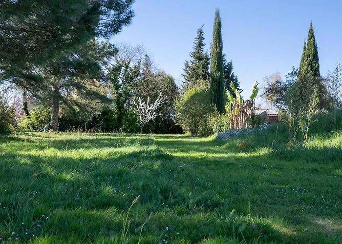 Tente Tipi équipée * Saint-Laurent-du-Plan