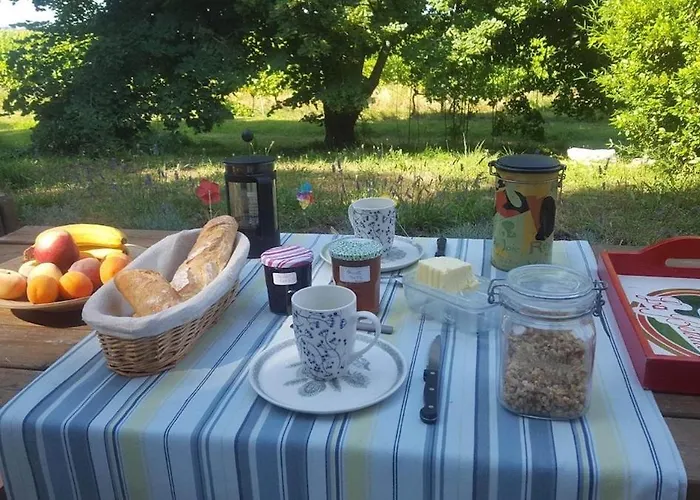 Tente Tipi équipée Camping